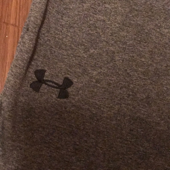 Under Armour Sweatpants - Picture 2 of 3
